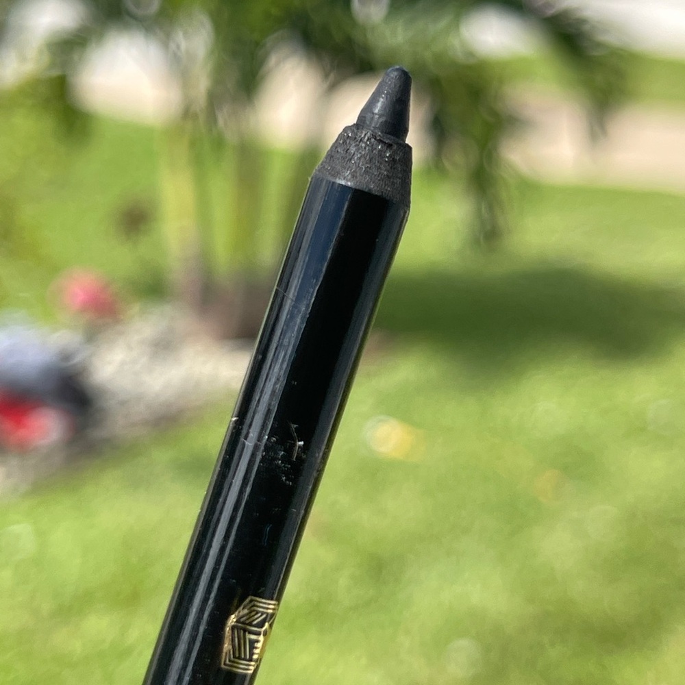 PAT McGRATH LABS Eye Pencil With Sharpener In Xtreme Black - Picture 2 of 15